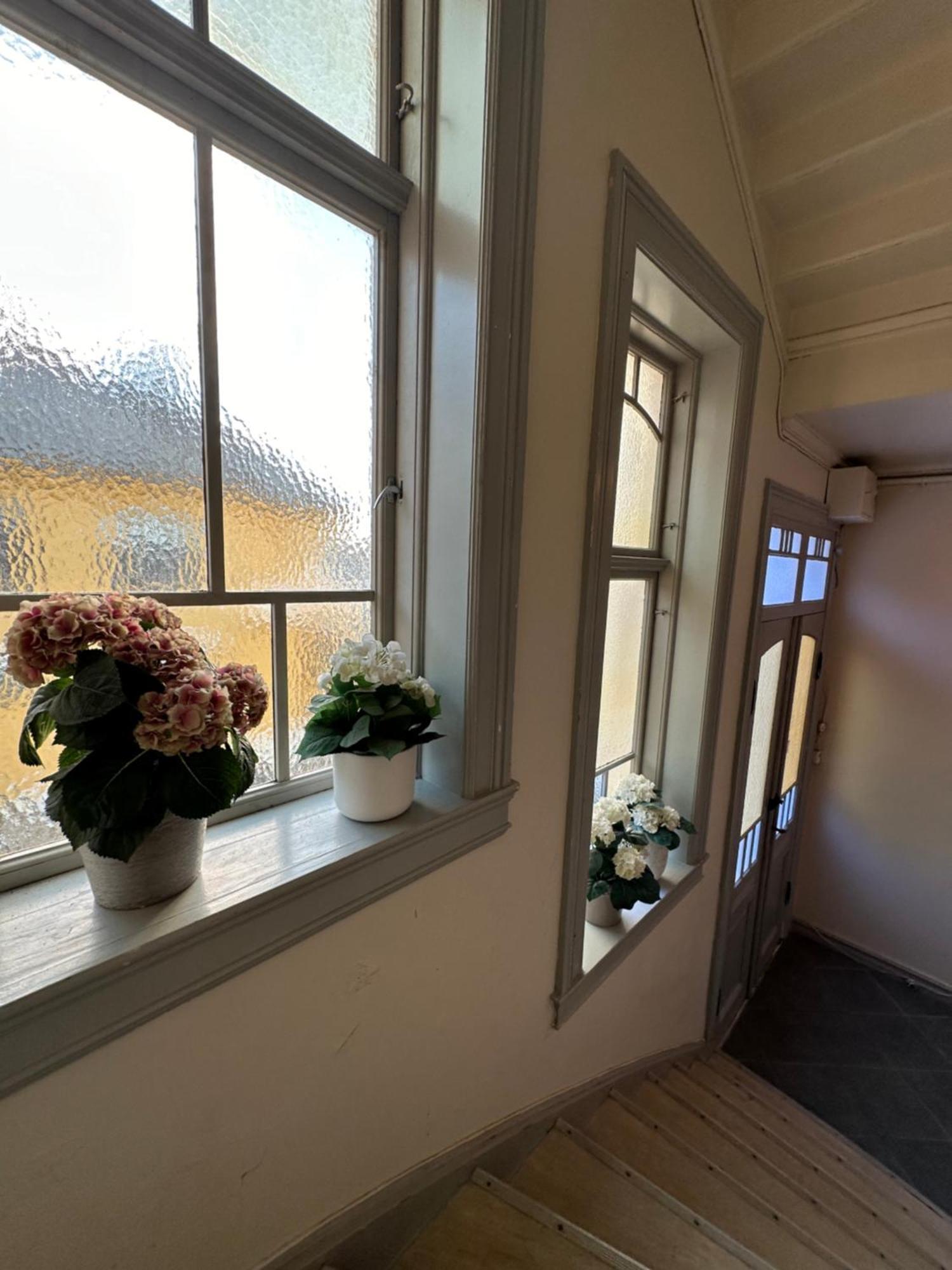 Stylish Big Jugend Art Nouveau Apartment With Balcony Heart Of オーレスン エクステリア 写真